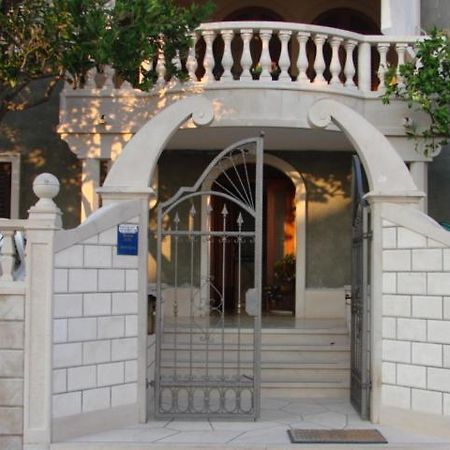 Vila Anita Sumartin Exterior foto